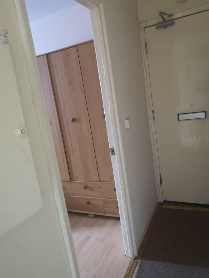 Double Bed Room @Clapham Лондон Экстерьер фото